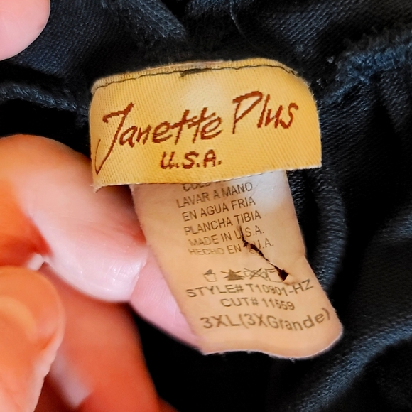 Janette Plus U.S.A Women's Tank Top Trappy Back Color Black Size 3XL NWOT - Picture 9 of 12